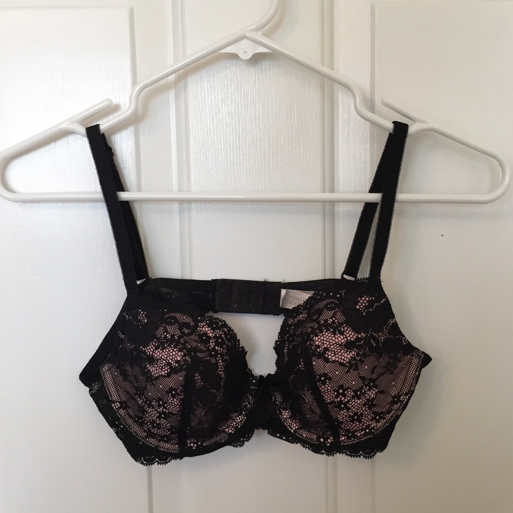 Victoria’s Secret Angel Black Lace Bra